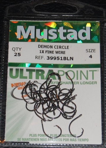 Mustad 39951NP-BN Ultra Point Size 2 Demon Circle Hooks Jagged Tooth Tackle