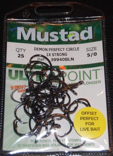 Mustad 39940NP-BN Demon Perfect Circle Hooks Size 5/0 Jagged Tooth