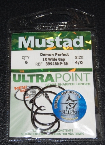 Mustad 39948NP-BN Wide Gap Size 4/0 Circle Hook Jagged Tooth Tackle