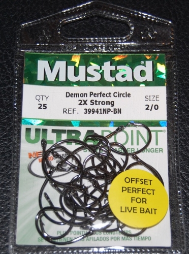 Mustad Demon® Perfect Offset Circle Hooks (Size: 2/0, Pack: 12)  [MUST39950NPBL:12793] - €2.98 : 24Tackle, Fishing Tackle Online Store